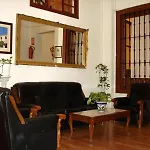 Naranjo Hotel *
