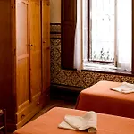 Hotel Naranjo *