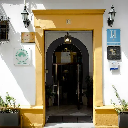 Hotel Naranjo *